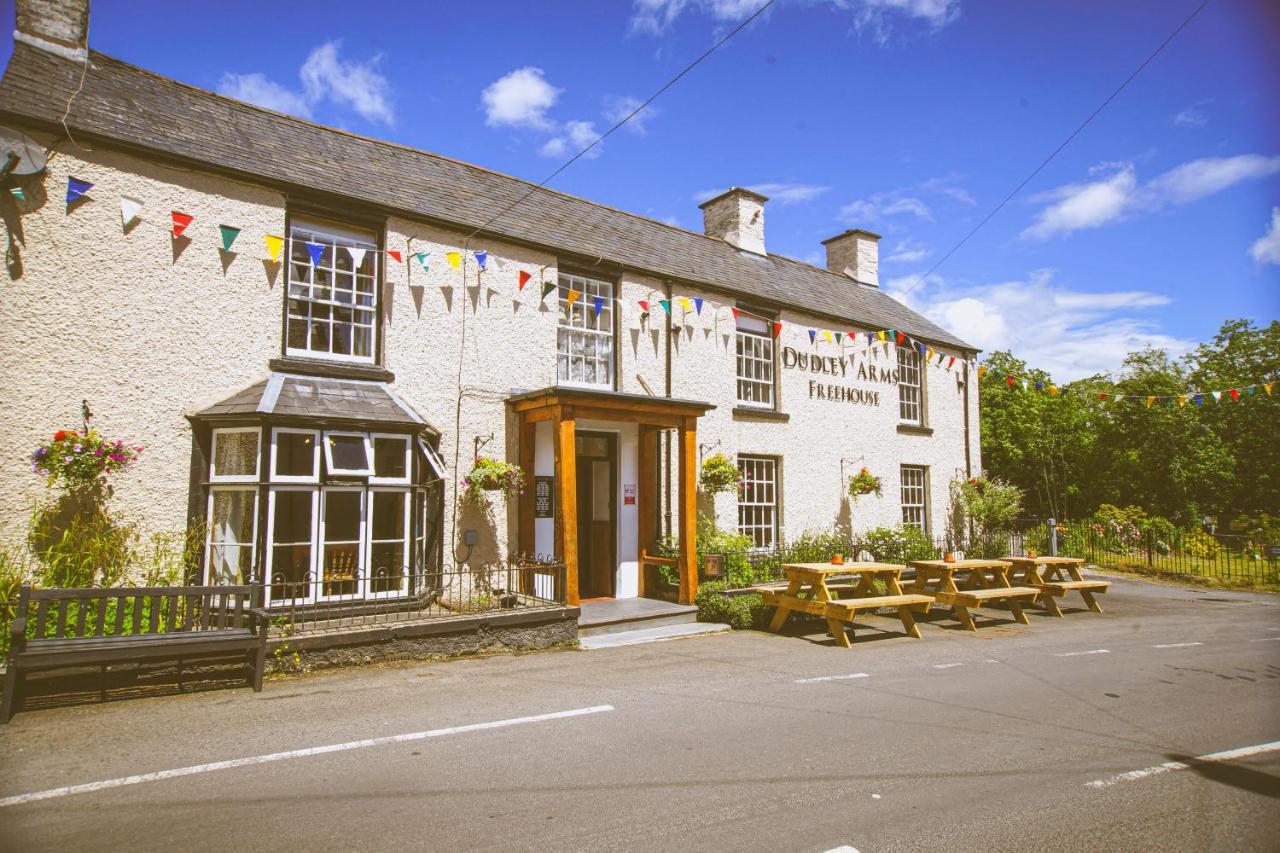 The Dudley Arms Hotel Llandrillo Exterior foto